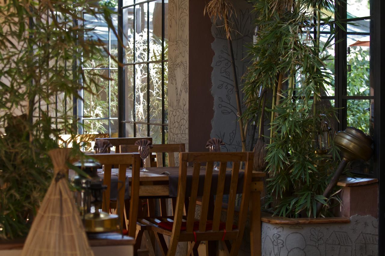 Hotel Lodge Au Bois Vert Antananarivo International Airport Ивато Экстерьер фото